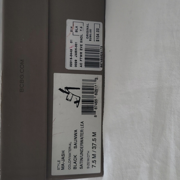 BCBG Maxazria Black Slingbacks  Size 7.5 (fits a size 8) - Picture 6 of 6